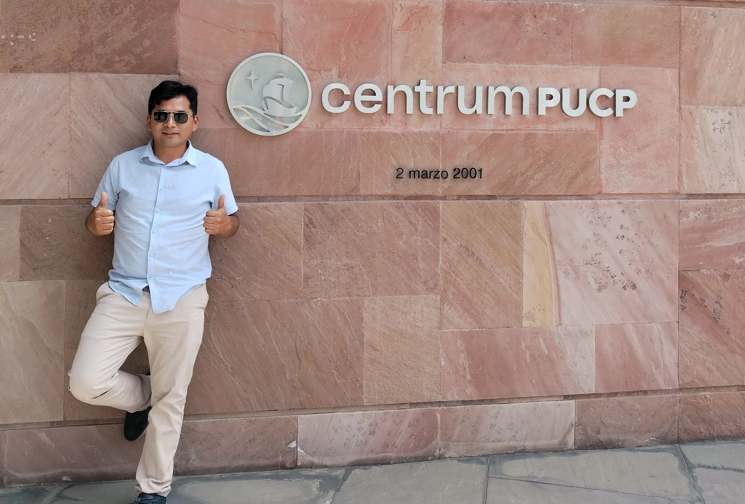 Experiencia académica de Elvis Lope en CENTRUM PUCP